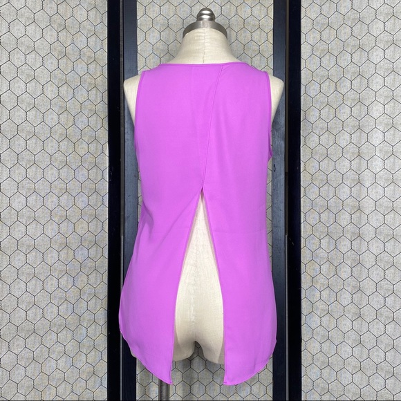 Express Semi Sheer Split Back Tank Top - Picture 4 of 7